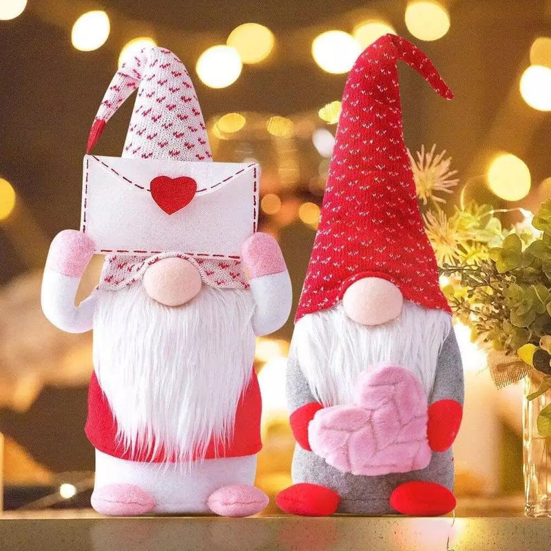 Gnomes In Love