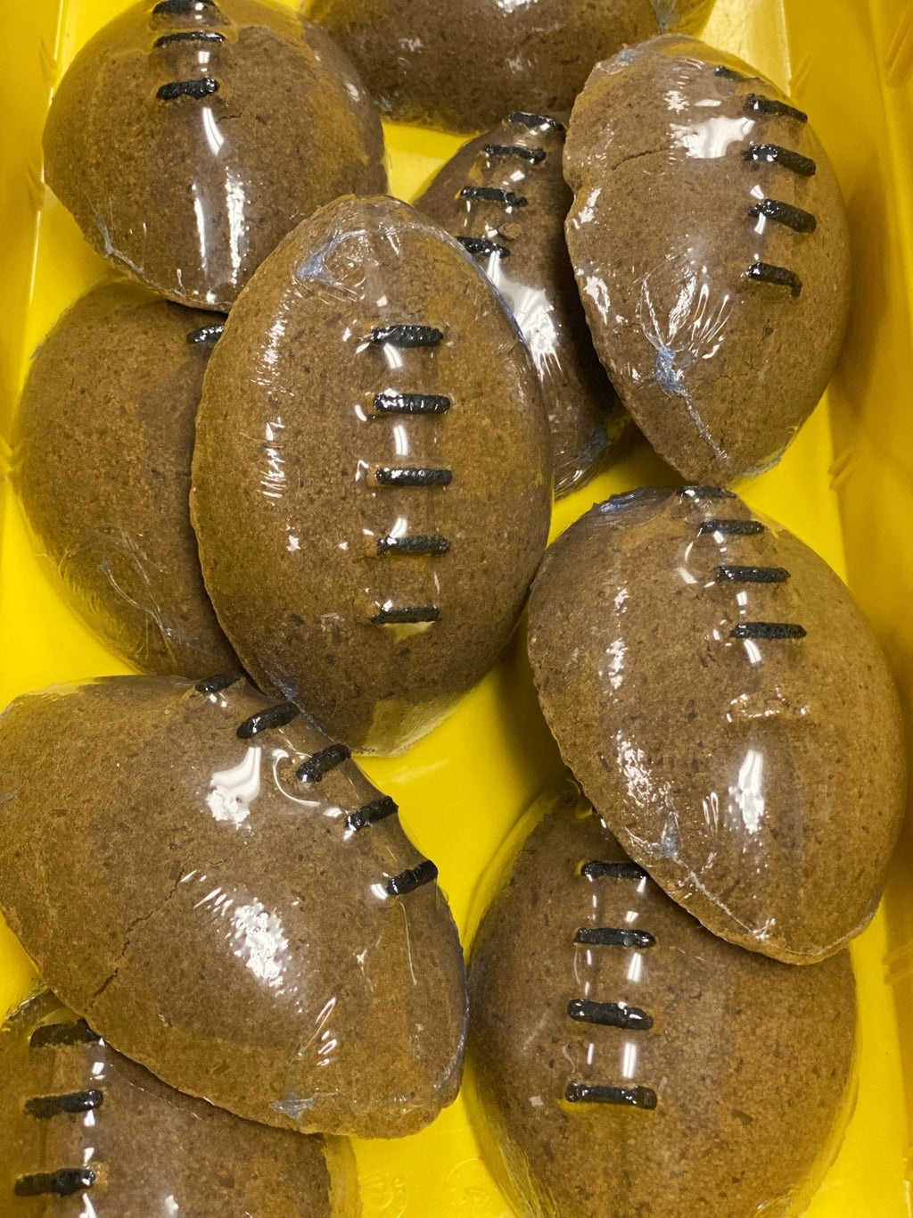 Football Bath Bombs - Oily BlendsFootball Bath Bombs